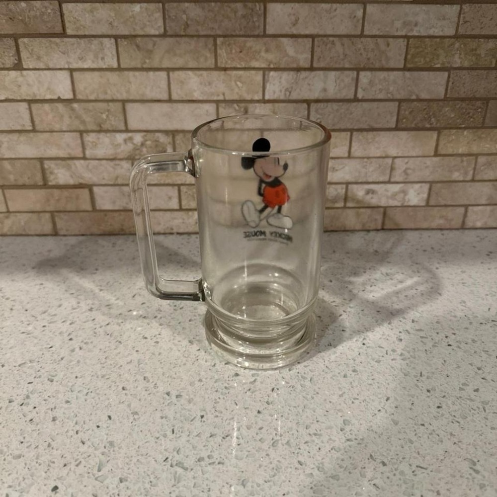1970s Walt Disney glass mugs G4 - Picture 3 of 5